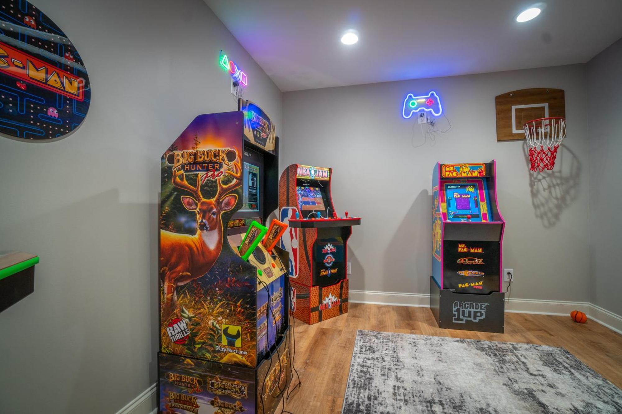 Par-Tee Haus I- Game Room & Hot Tub-Walk To הלן מראה חיצוני תמונה